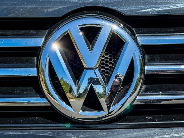 2012 Volkswagen Passat SE PZEV | Agoura Hills, CA | SoCal Auto Group
