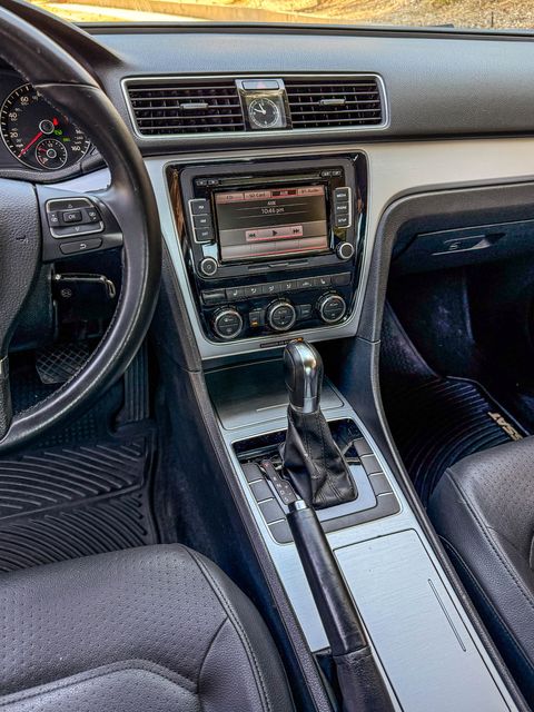 2012 Volkswagen Passat SE PZEV | Agoura Hills, CA | SoCal Auto Group