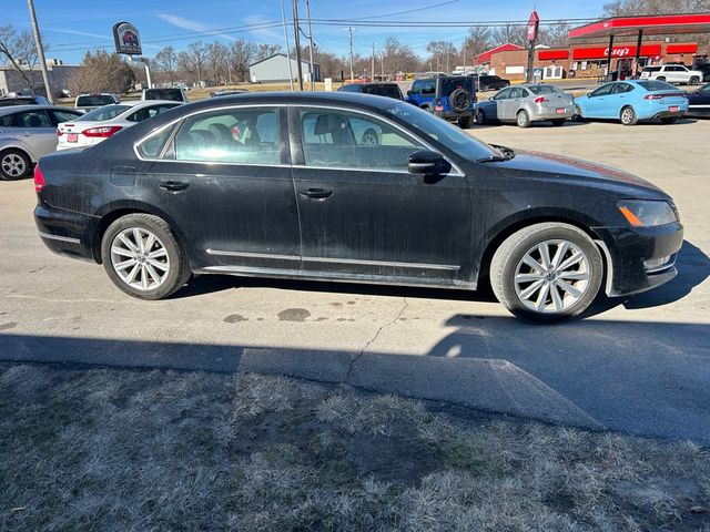 2012 Volkswagen Passat SEL