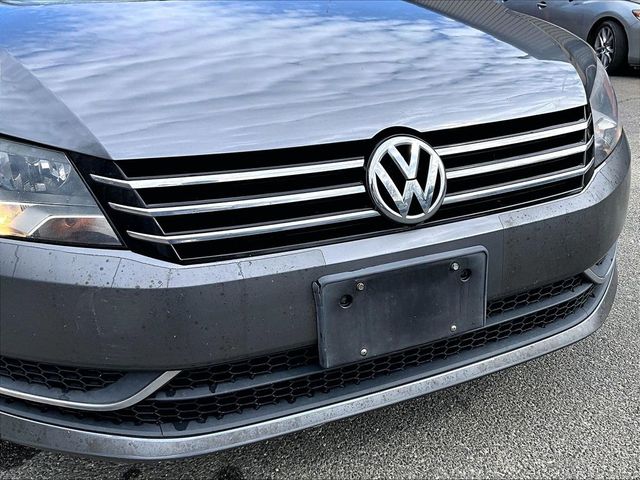 2012 Volkswagen Passat SE