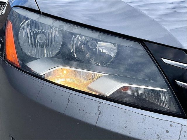 2012 Volkswagen Passat SE