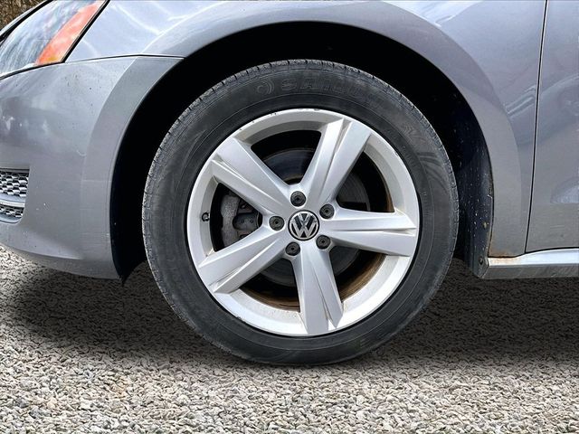 2012 Volkswagen Passat SE