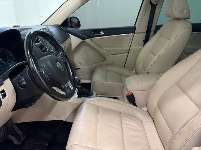 2012 Volkswagen Tiguan SE 4Motion