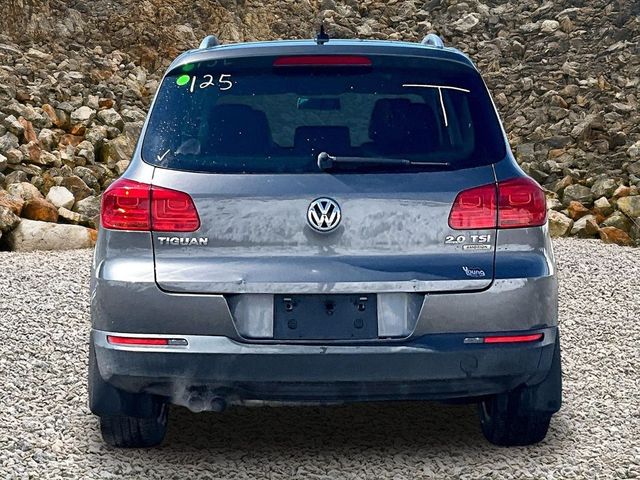 2012 Volkswagen Tiguan SE 4Motion
