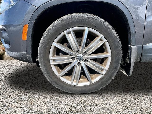 2012 Volkswagen Tiguan SE 4Motion