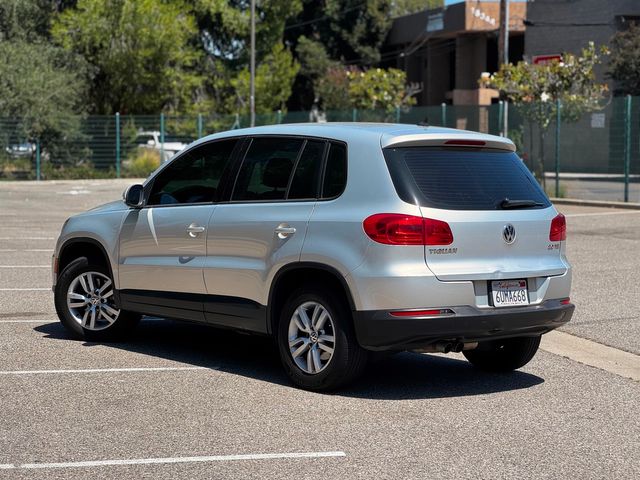 2012 Volkswagen Tiguan S | Reseda, CA | Angeles Auto Alliance
