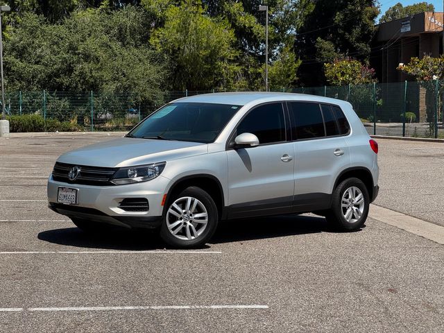 2012 Volkswagen Tiguan S | Reseda, CA | Angeles Auto Alliance