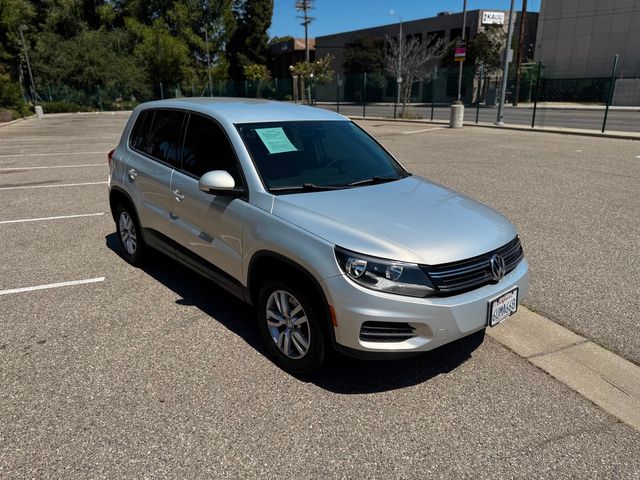2012 Volkswagen Tiguan S | Reseda, CA | Angeles Auto Alliance