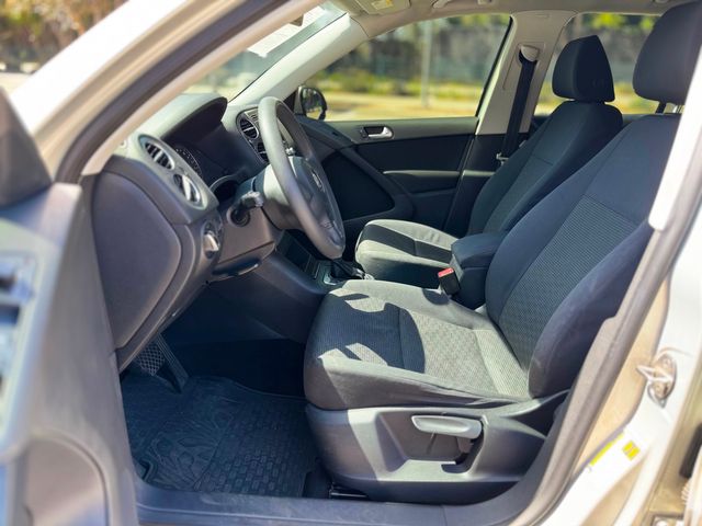 2012 Volkswagen Tiguan S | Reseda, CA | Angeles Auto Alliance 2012 Volkswagen Tiguan S | Reseda, CA | Angeles Auto Alliance