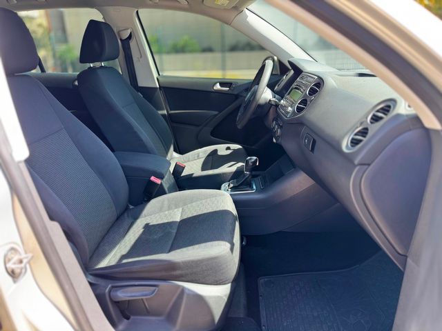 2012 Volkswagen Tiguan S | Reseda, CA | Angeles Auto Alliance