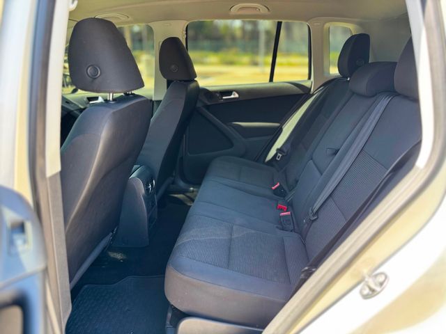 2012 Volkswagen Tiguan S | Reseda, CA | Angeles Auto Alliance