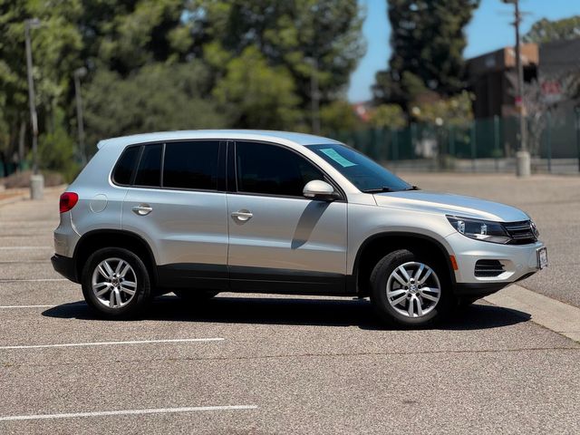 2012 Volkswagen Tiguan S | Reseda, CA | Angeles Auto Alliance