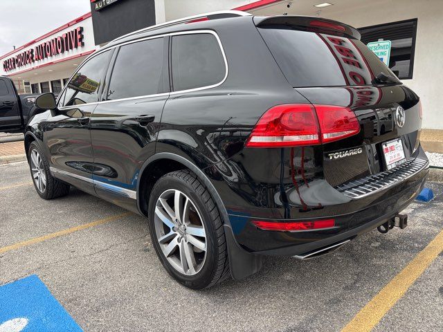 2012 Volkswagen Touareg TDI Sport | San Antonio, TX | Clear Choice Automotive South