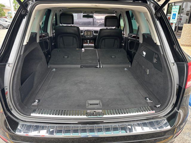 2012 Volkswagen Touareg TDI Sport | San Antonio, TX | Clear Choice Automotive South 2012 Volkswagen Touareg TDI Sport | San Antonio, TX | Clear Choice Automotive South