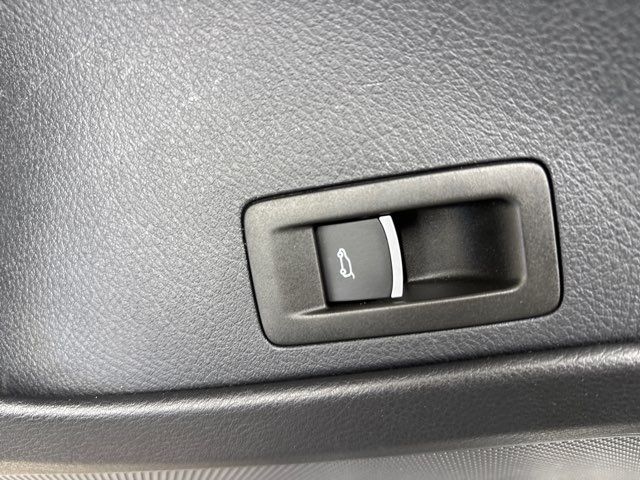 2012 Volkswagen Touareg TDI Sport | San Antonio, TX | Clear Choice Automotive South 2012 Volkswagen Touareg TDI Sport | San Antonio, TX | Clear Choice Automotive South