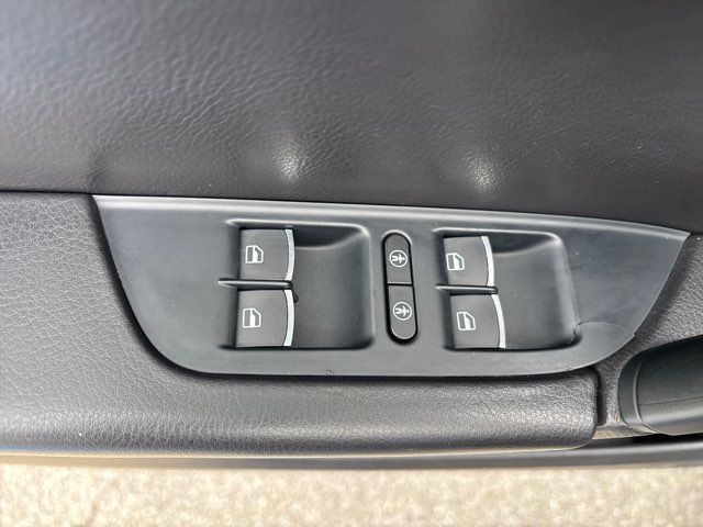 2012 Volkswagen Touareg TDI Sport | San Antonio, TX | Clear Choice Automotive South