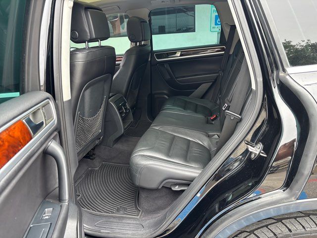 2012 Volkswagen Touareg TDI Sport | San Antonio, TX | Clear Choice Automotive South 2012 Volkswagen Touareg TDI Sport | San Antonio, TX | Clear Choice Automotive South