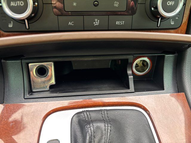 2012 Volkswagen Touareg TDI Sport | San Antonio, TX | Clear Choice Automotive South 2012 Volkswagen Touareg TDI Sport | San Antonio, TX | Clear Choice Automotive South