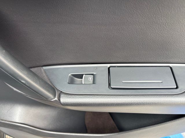 2012 Volkswagen Touareg TDI Sport | San Antonio, TX | Clear Choice Automotive South