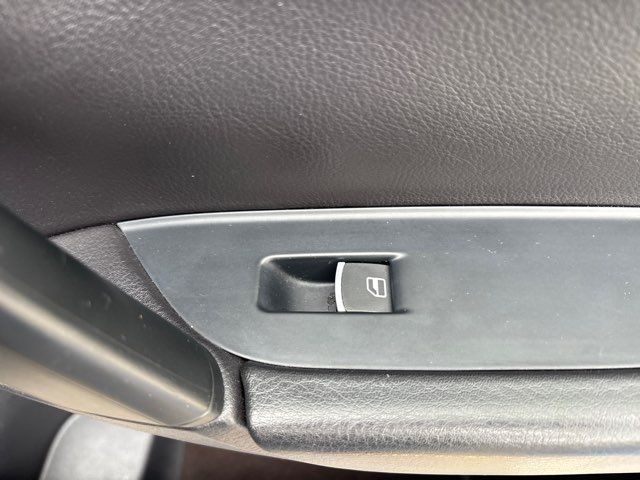 2012 Volkswagen Touareg TDI Sport | San Antonio, TX | Clear Choice Automotive South