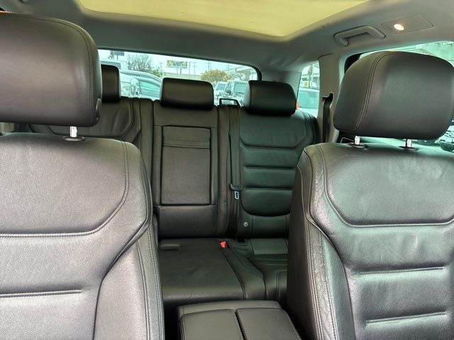 2012 Volkswagen Touareg TDI Sport | San Antonio, TX | Clear Choice Automotive South 2012 Volkswagen Touareg TDI Sport | San Antonio, TX | Clear Choice Automotive South