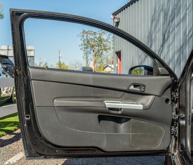 2012 Volvo C30 T5 COUPE / TURBO INLINE 5 / 6 SPEED MANUAL / | Dallas, TX | Rocky Mountain Truck Stop Dallas 2012 Volvo C30 T5 COUPE / TURBO INLINE 5 / 6 SPEED MANUAL / | Dallas, TX | Rocky Mountain Truck Stop Dallas