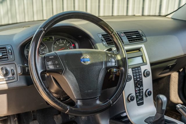 2012 Volvo C30 T5 COUPE / TURBO INLINE 5 / 6 SPEED MANUAL / | Dallas, TX | Rocky Mountain Truck Stop Dallas 2012 Volvo C30 T5 COUPE / TURBO INLINE 5 / 6 SPEED MANUAL / | Dallas, TX | Rocky Mountain Truck Stop Dallas