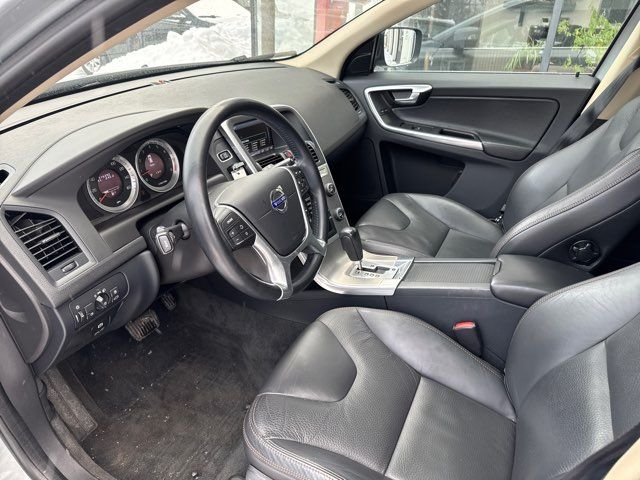 2012 Volvo XC60 3.2 Platinum