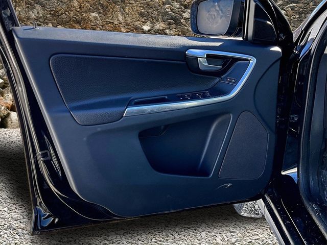 2012 Volvo XC60 T6 Premier Plus