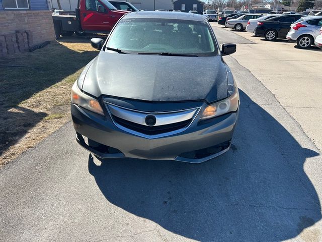 2013 Acura ILX 2.0L w/Tech