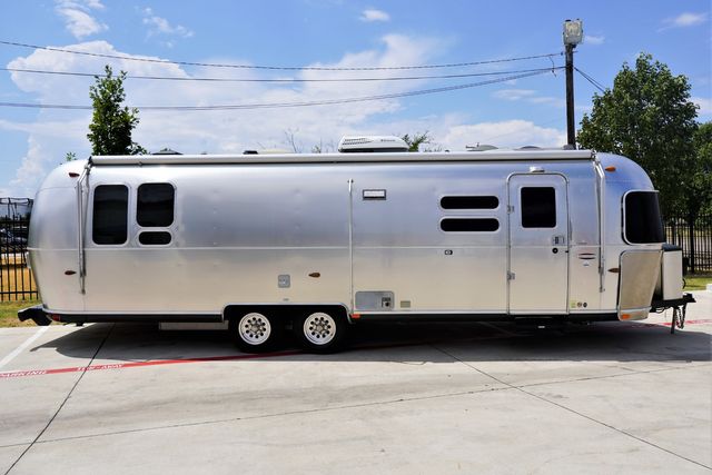 2013 Airstream ~USED~INTERNATIONAL SERENITY 30RB LIKE NEW TRAVEL TRAILER -$69,000 STK J527239 | Keller, TX | Complete Trailers of Texas 2013 Airstream ~USED~INTERNATIONAL SERENITY 30RB LIKE NEW TRAVEL TRAILER -$69,000 STK J527239 | Keller, TX | Complete Trailers of Texas