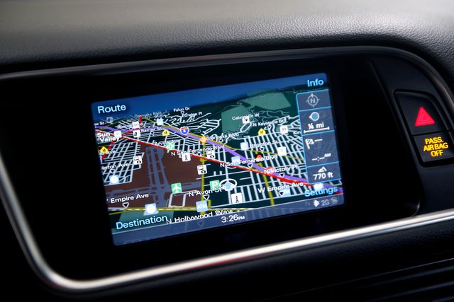 2013 Audi Q5 3.0T quattro Premium Plus | Burbank, California | MDK International 2013 Audi Q5 3.0T quattro Premium Plus | Burbank, California | MDK International