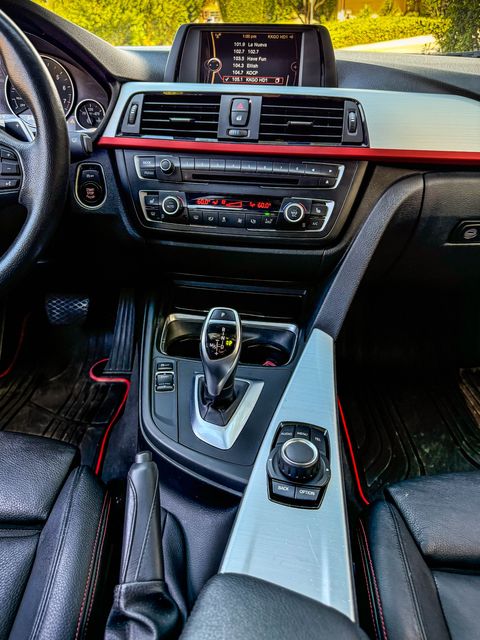 2013 BMW 3 Series 335i xDrive | Agoura Hills, CA | SoCal Auto Group 2013 BMW 3 Series 335i xDrive | Agoura Hills, CA | SoCal Auto Group