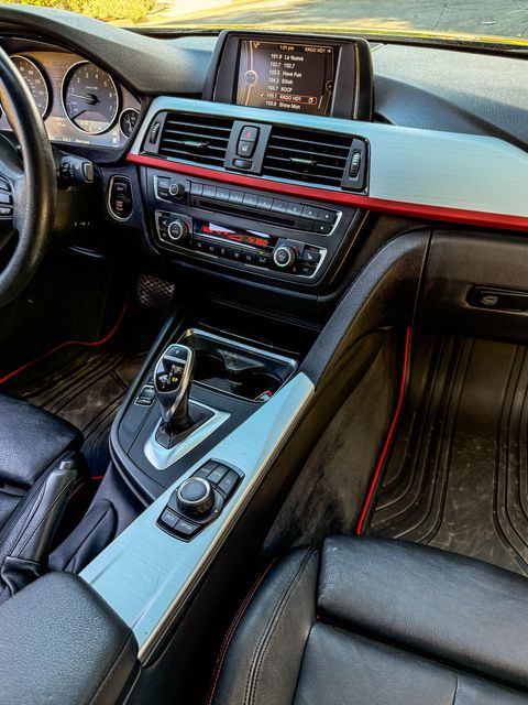 2013 BMW 3 Series 335i xDrive | Agoura Hills, CA | SoCal Auto Group 2013 BMW 3 Series 335i xDrive | Agoura Hills, CA | SoCal Auto Group