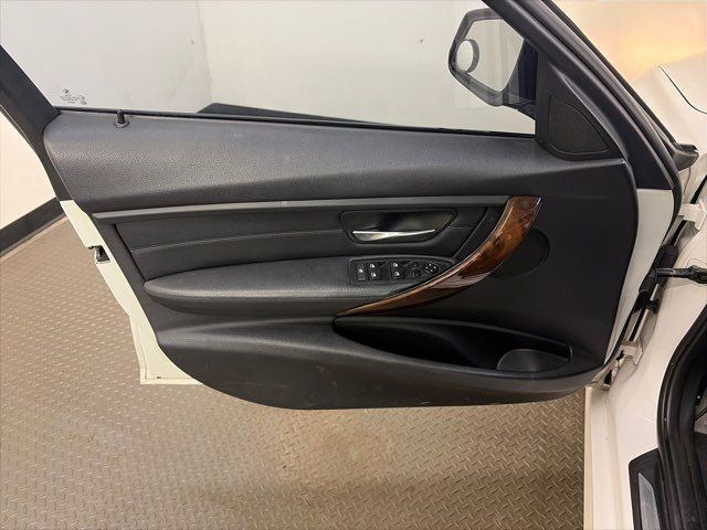 2013 BMW 3 Series 328i