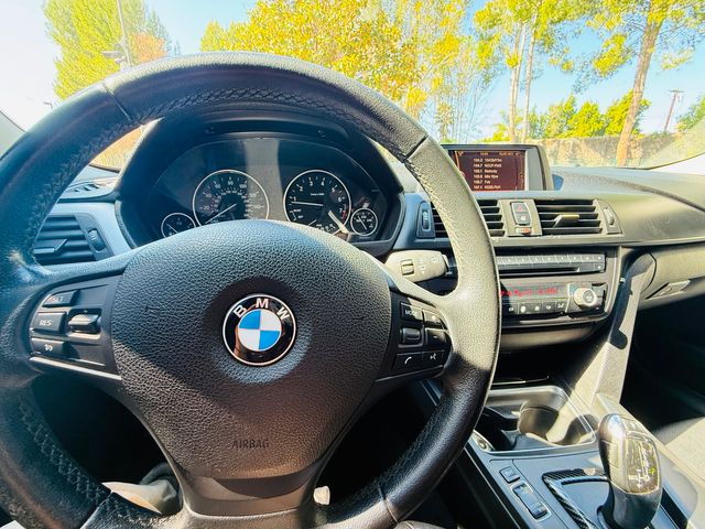 2013 BMW 3 Series 328i | Reseda, CA | Angeles Auto Alliance 2013 BMW 3 Series 328i | Reseda, CA | Angeles Auto Alliance