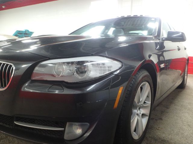2013 BMW X-DRIVE, SERVICED, SMOOTH, WELL MAINTAINED AND SOLID.