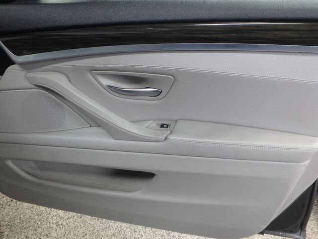 2013 BMW 528 X-DRIVE, SERVICED, SMOOTH, WELL MAINTAINED AND SOLID.