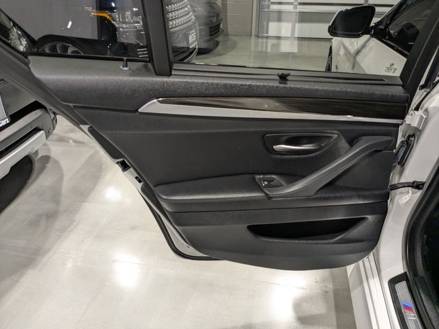 2013 BMW 550i xDrive XI | Lake Forest IL | Executive Motor Carz 2013 BMW 550i xDrive XI | Lake Forest IL | Executive Motor Carz