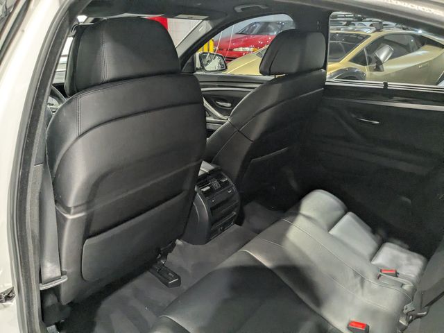 2013 BMW 550i xDrive XI | Lake Forest IL | Executive Motor Carz 2013 BMW 550i xDrive XI | Lake Forest IL | Executive Motor Carz