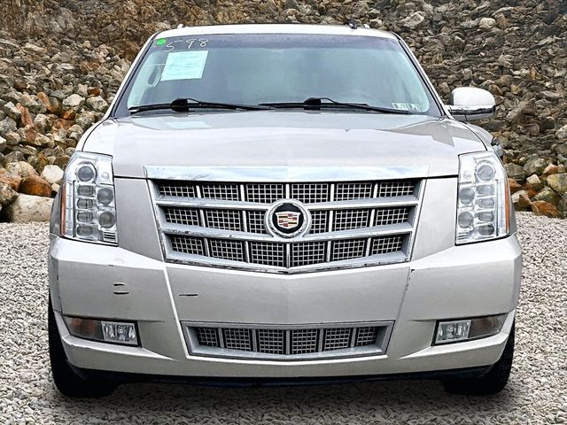 2013 Cadillac Escalade Platinum Edition