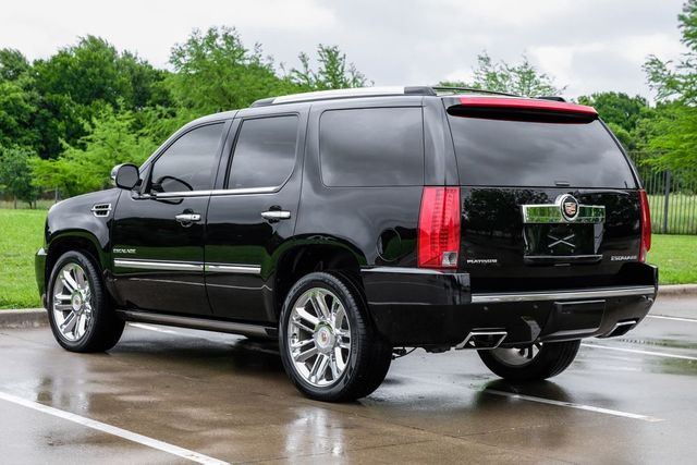 2013 Cadillac Escalade Platinum Edition