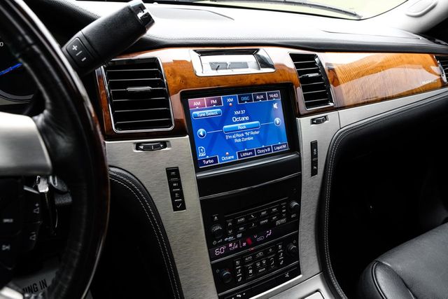 2013 Cadillac Escalade Platinum Edition 2013 Cadillac Escalade Platinum Edition