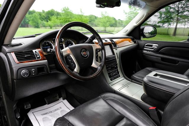 2013 Cadillac Escalade Platinum Edition 2013 Cadillac Escalade Platinum Edition