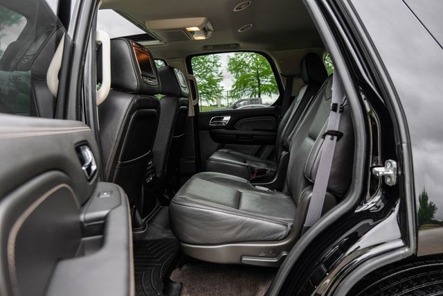 2013 Cadillac Escalade Platinum Edition