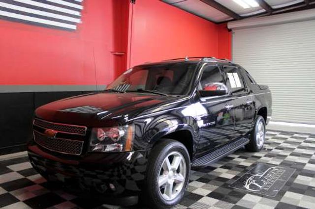 2013 Chevrolet Avalanche LS Black Diamond - Ledet's Auto Sales Gonzales, Louisiana 70737 2013 Chevrolet Avalanche LS Black Diamond - Ledet's Auto Sales Gonzales, Louisiana 70737