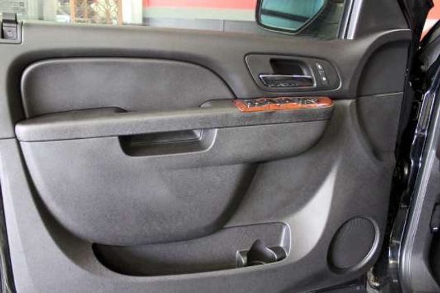 2013 Chevrolet Avalanche LS Black Diamond - Ledet's Auto Sales Gonzales, Louisiana 70737 2013 Chevrolet Avalanche LS Black Diamond - Ledet's Auto Sales Gonzales, Louisiana 70737