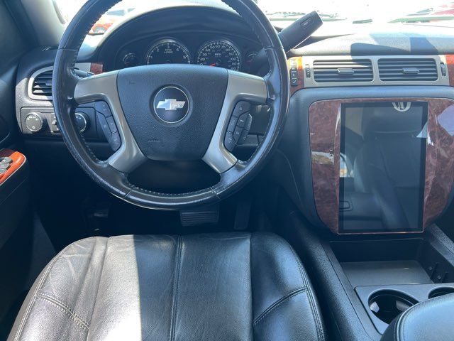 2013 Chevrolet Avalanche LT Black Diamond CAR PROS AUTO CENTER (702) 405-99