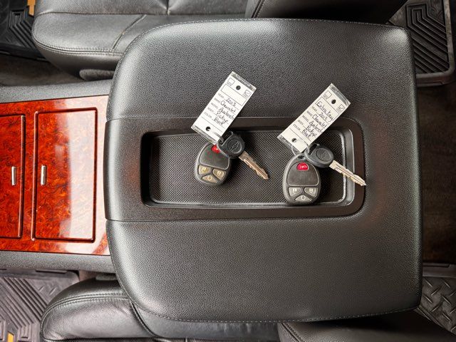 2013 Chevrolet Avalanche LTZ Black Diamond