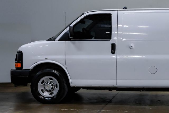 2013 Chevrolet Express 2500 Work Cargo Van TRAILER PKG Rear Vision WORK READY | Dallas, TX | East Dallas Diesel 2013 Chevrolet Express 2500 Work Cargo Van TRAILER PKG Rear Vision WORK READY | Dallas, TX | East Dallas Diesel